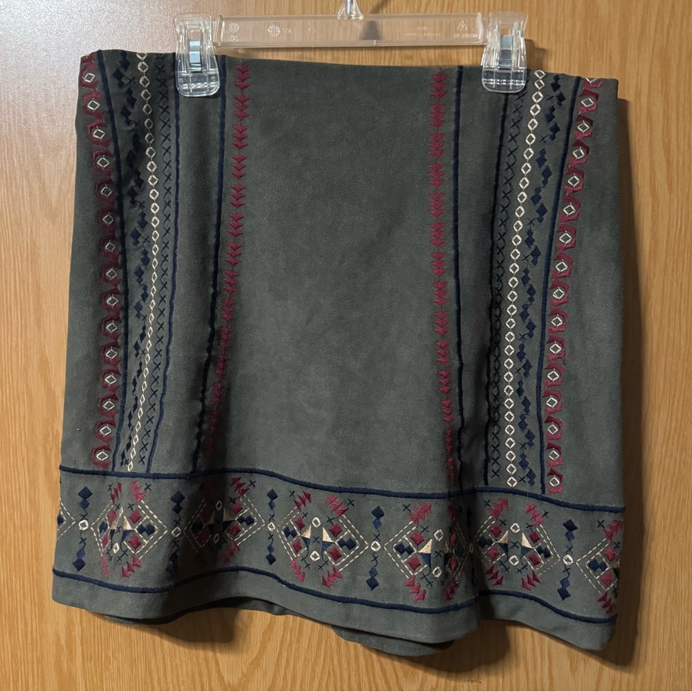 Abercrombie and fitch suede embroidered skirt